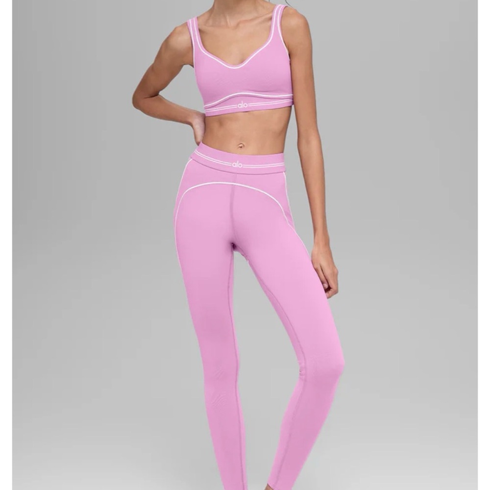 ALO Small Yoga Women's Pink Sports Bra and Small Leggings Set